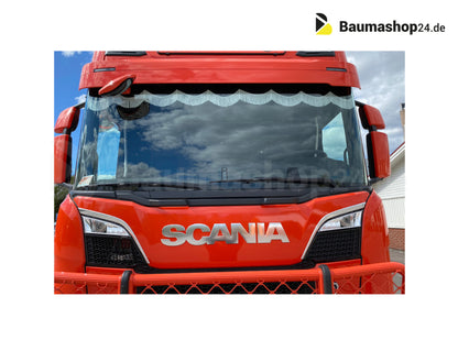 Vorhang mit Fransen für LKW